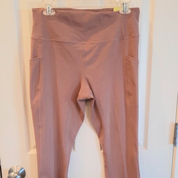 2 Pairs of NEW all in motion High Rise Leggings, Size L - Picture 3 of 7